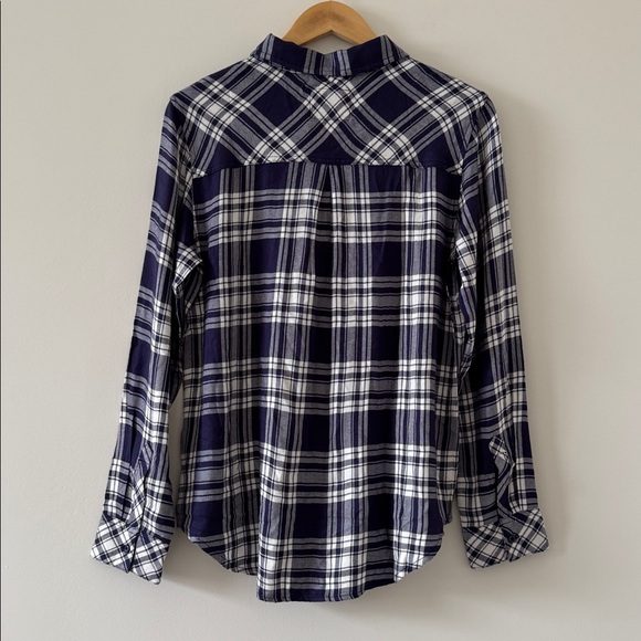 Rails Hunter Plaid Button Down Shirt Indigo Navy Rayon NWT Medium - Picture 6 of 8